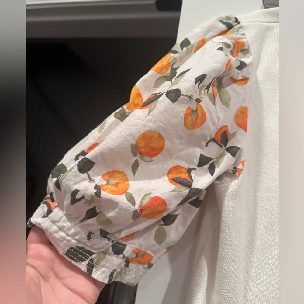 Cream Puff-Sleeve Top with Orange Blossom Print - Picture 4 of 7